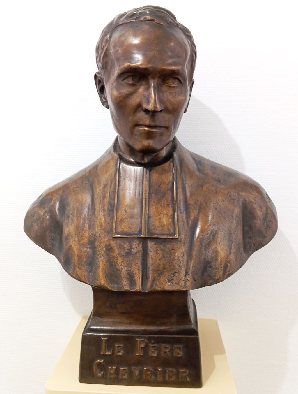 buste-pere-antoine-chevrier-canonisation-petit